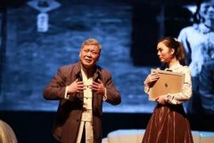 中央機(jī)關(guān)近2千名官員觀看廉政豫劇,有人痛哭