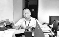 戰(zhàn)斗在反腐一線的尖兵 記全國先進工作者、中央紀(jì)委國家監(jiān)委機關(guān)干部李永紅